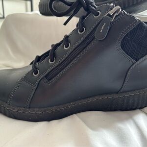 Clarks Caroline Park Boot - Black - 9.5 
Women's Black Boot - NEVER BEEN WORN